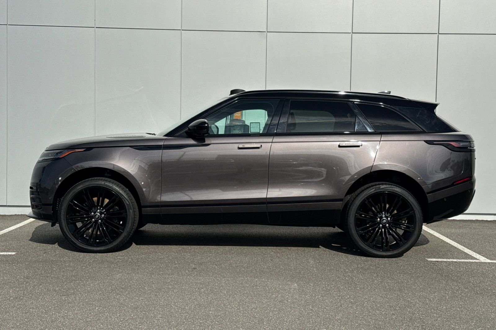 land rover range rover velar 2026 SALYL2EX4TA819208 image land rover range rover velar 2026 SALYL2EX4TA819208 image